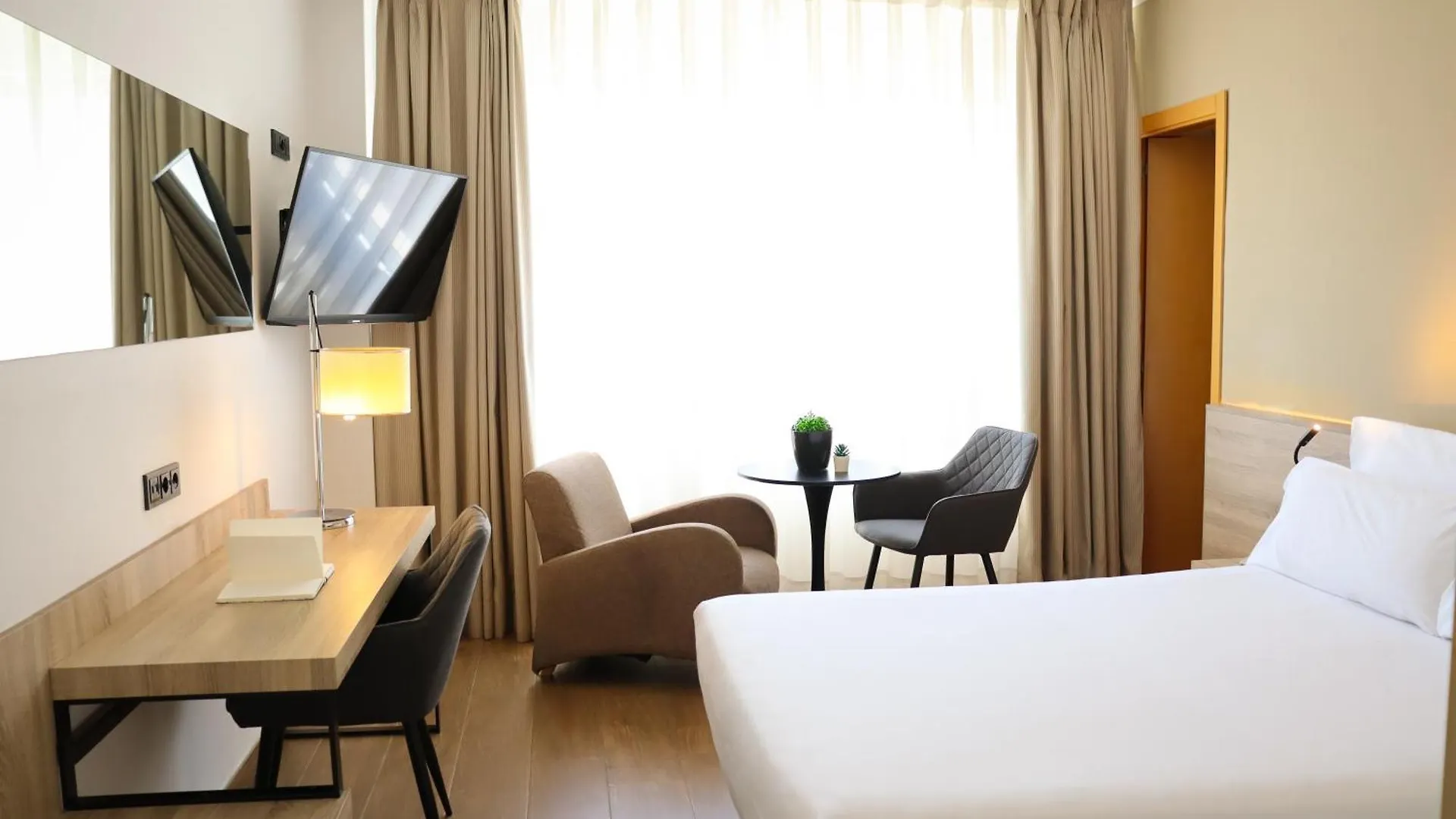 Eurohotel Diagonal Port Barselona