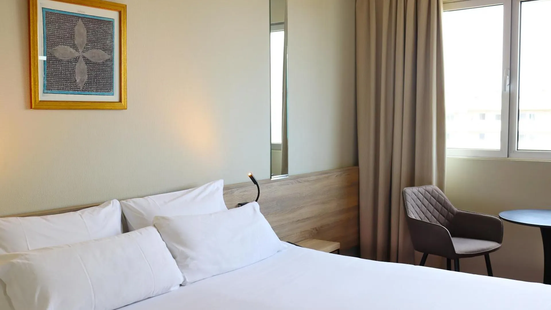 Eurohotel Diagonal Port Barselona İspanya