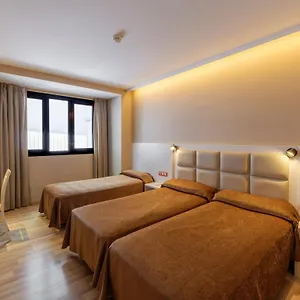https://barcelona-house.catalonia-hotels.com